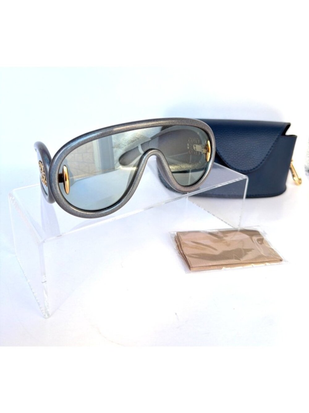 LOEWE Wave Shield sunglasses Mask Style 100% UV Protection - Picture 10 of 14